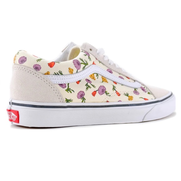 Vans Shoes - OLD SKOOL - POPPY FLORAL CREAM
SKU 535209
BY VANS